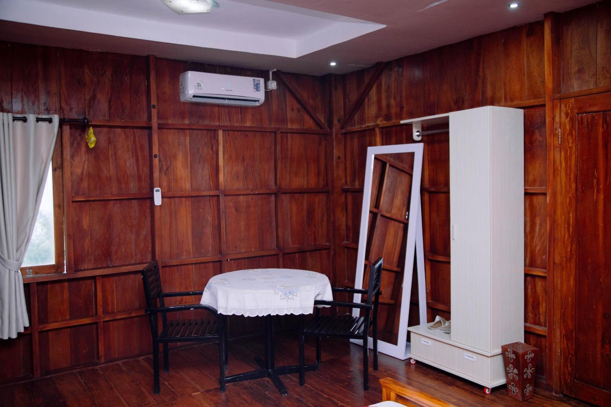 Reddoorz At Villa Bukit Senyum Lombok Kuripan  Eksteriør bilde