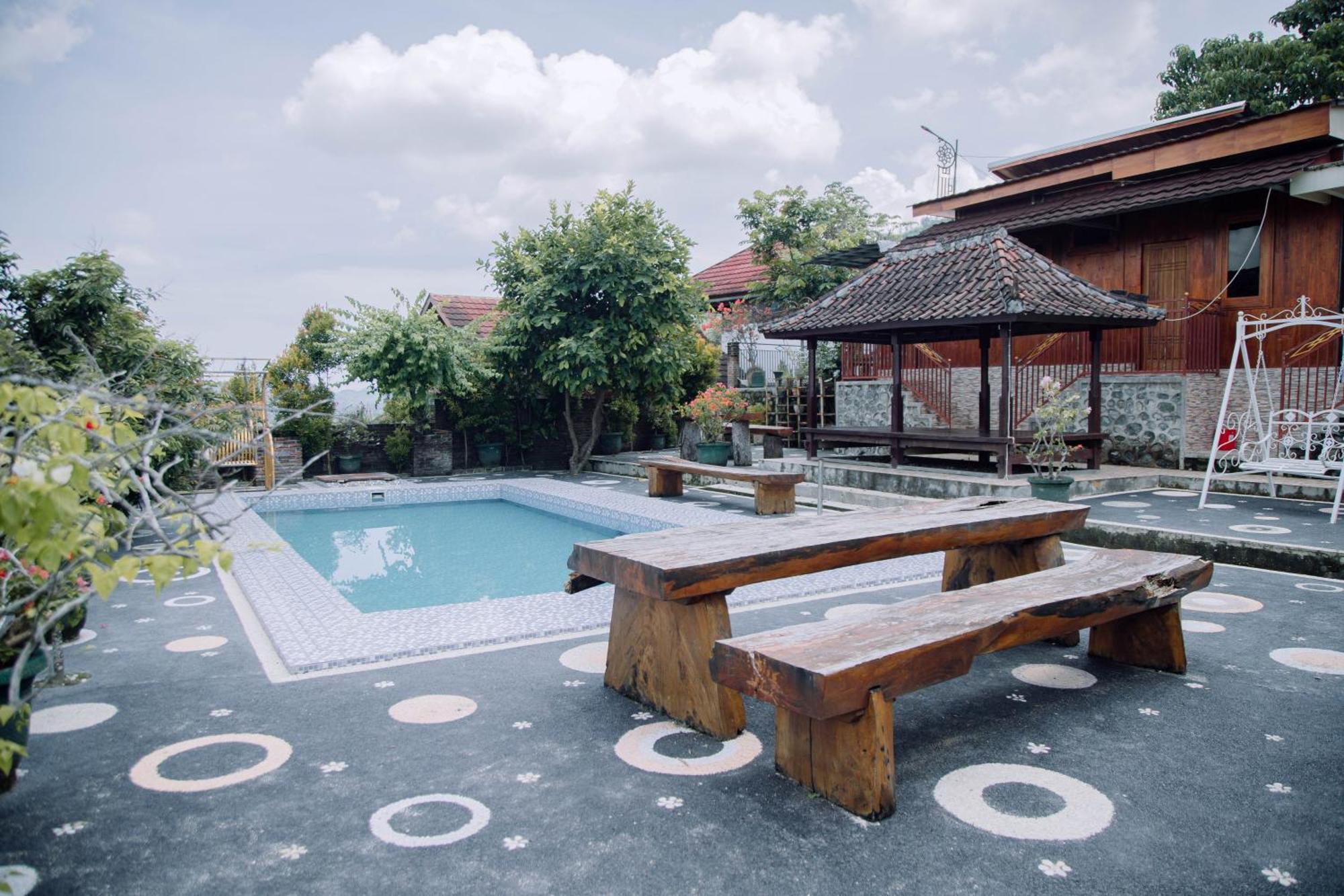 Reddoorz At Villa Bukit Senyum Lombok Kuripan  Eksteriør bilde